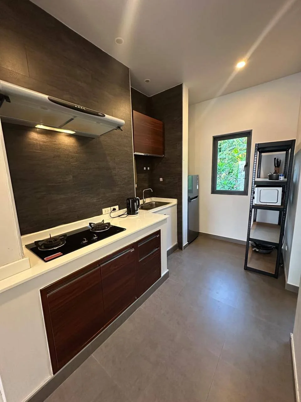 1BR Seaview Beachfront Apartment with Private Beach