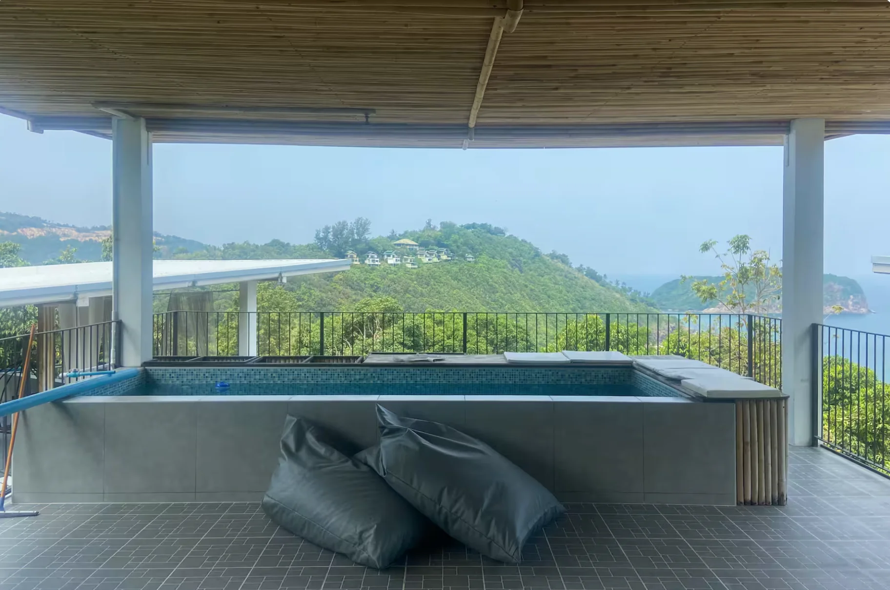 Grounds & pool