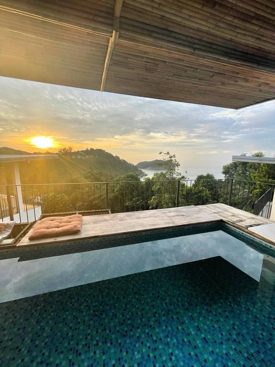 Grounds & pool