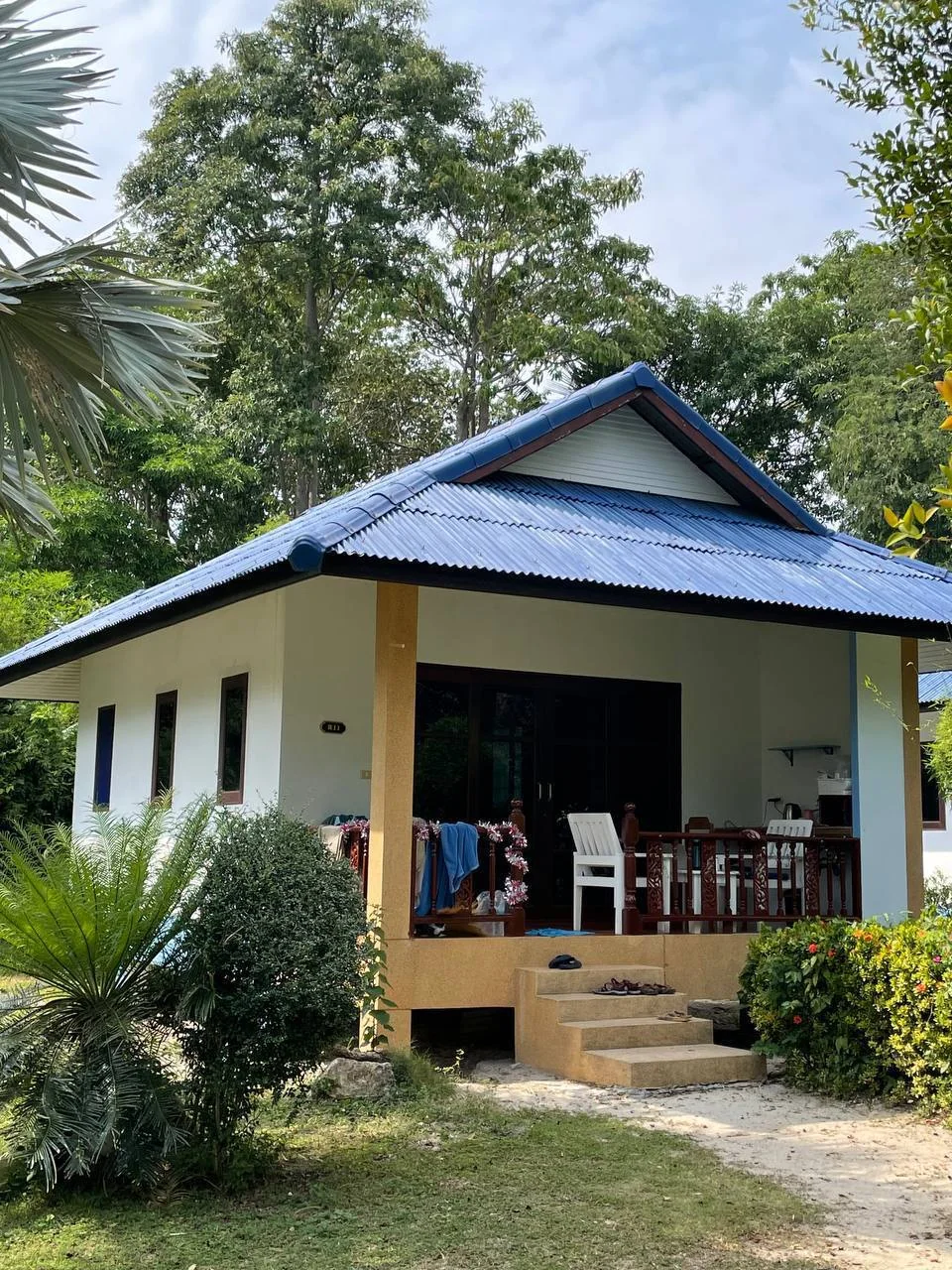 Room 1BR in Baan Kai