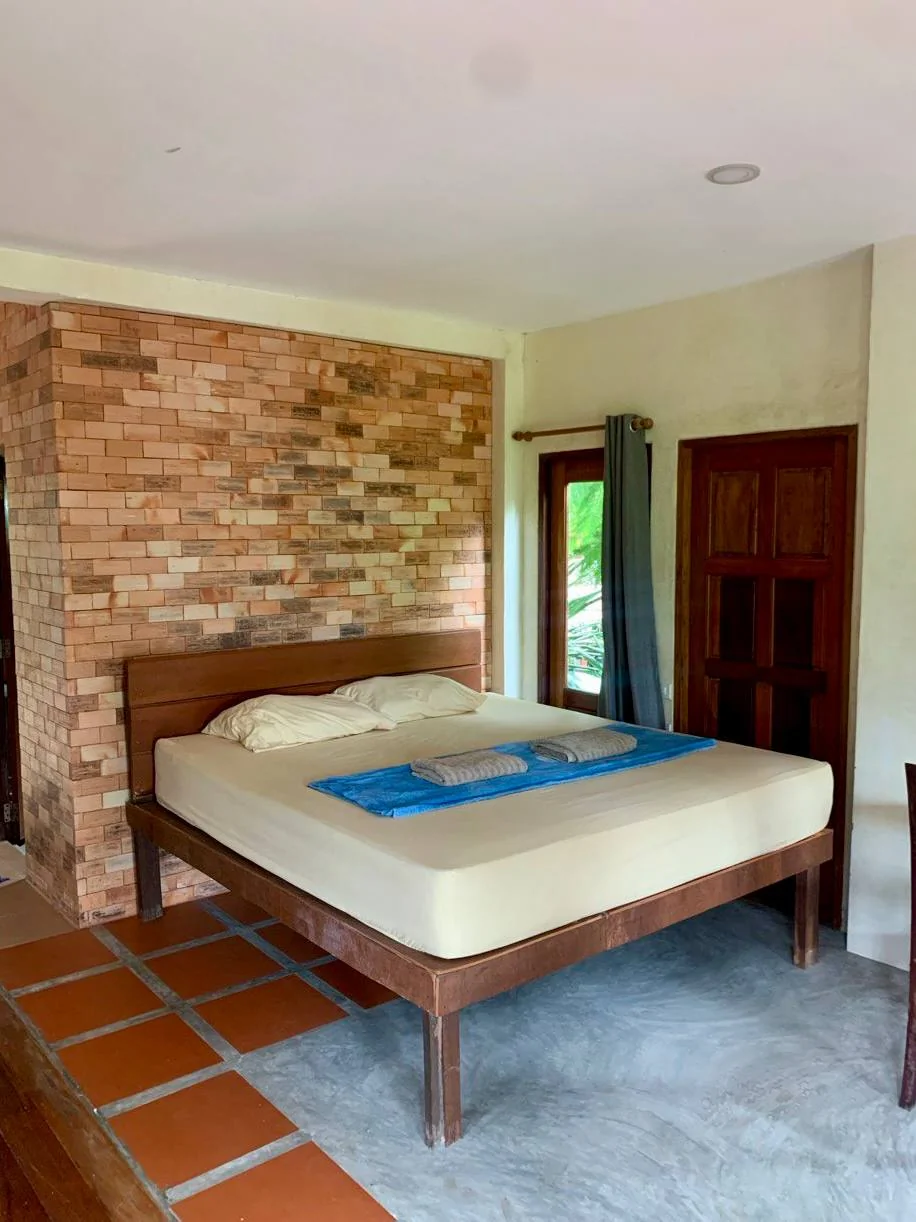 Grounds & pool