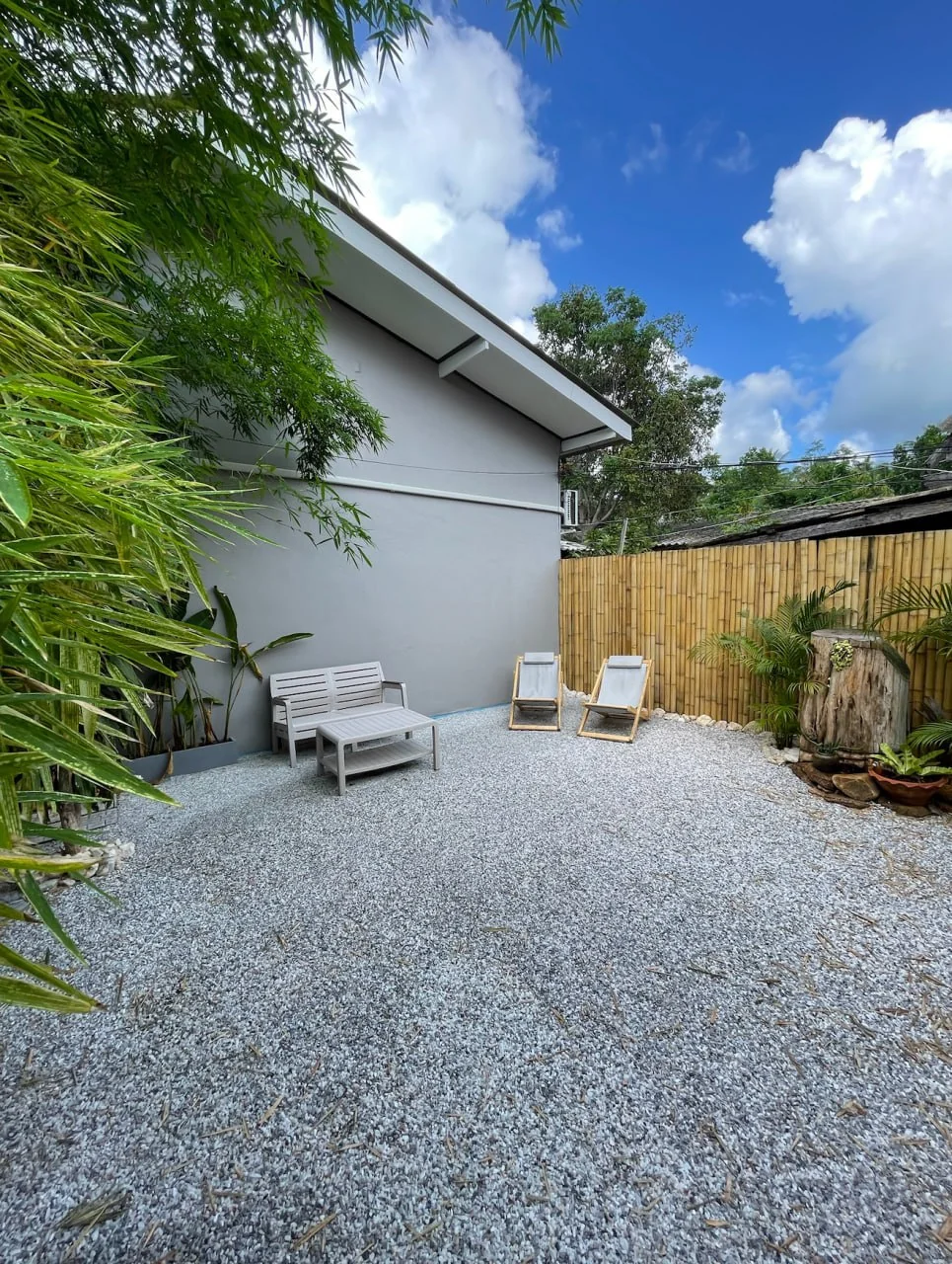 Grounds & pool