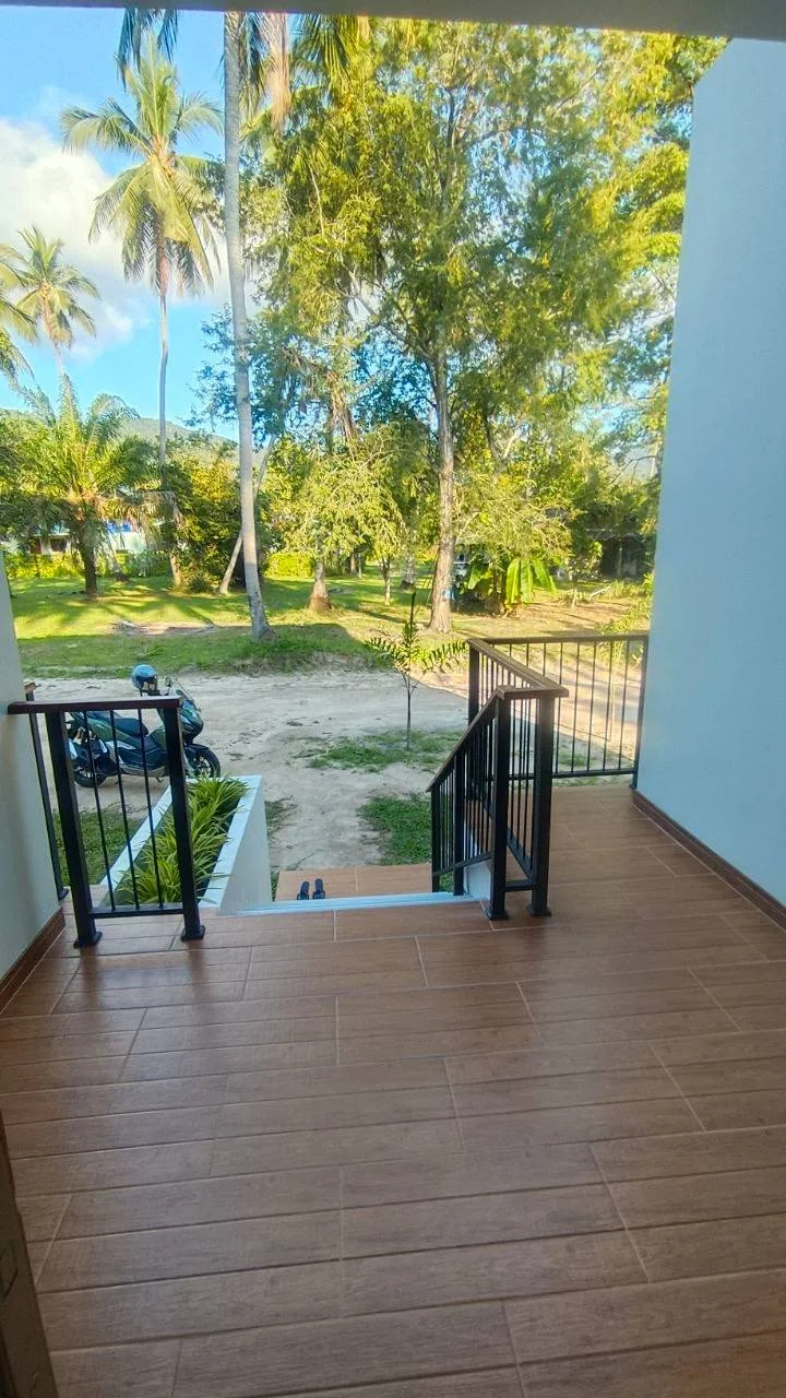 Grounds & pool