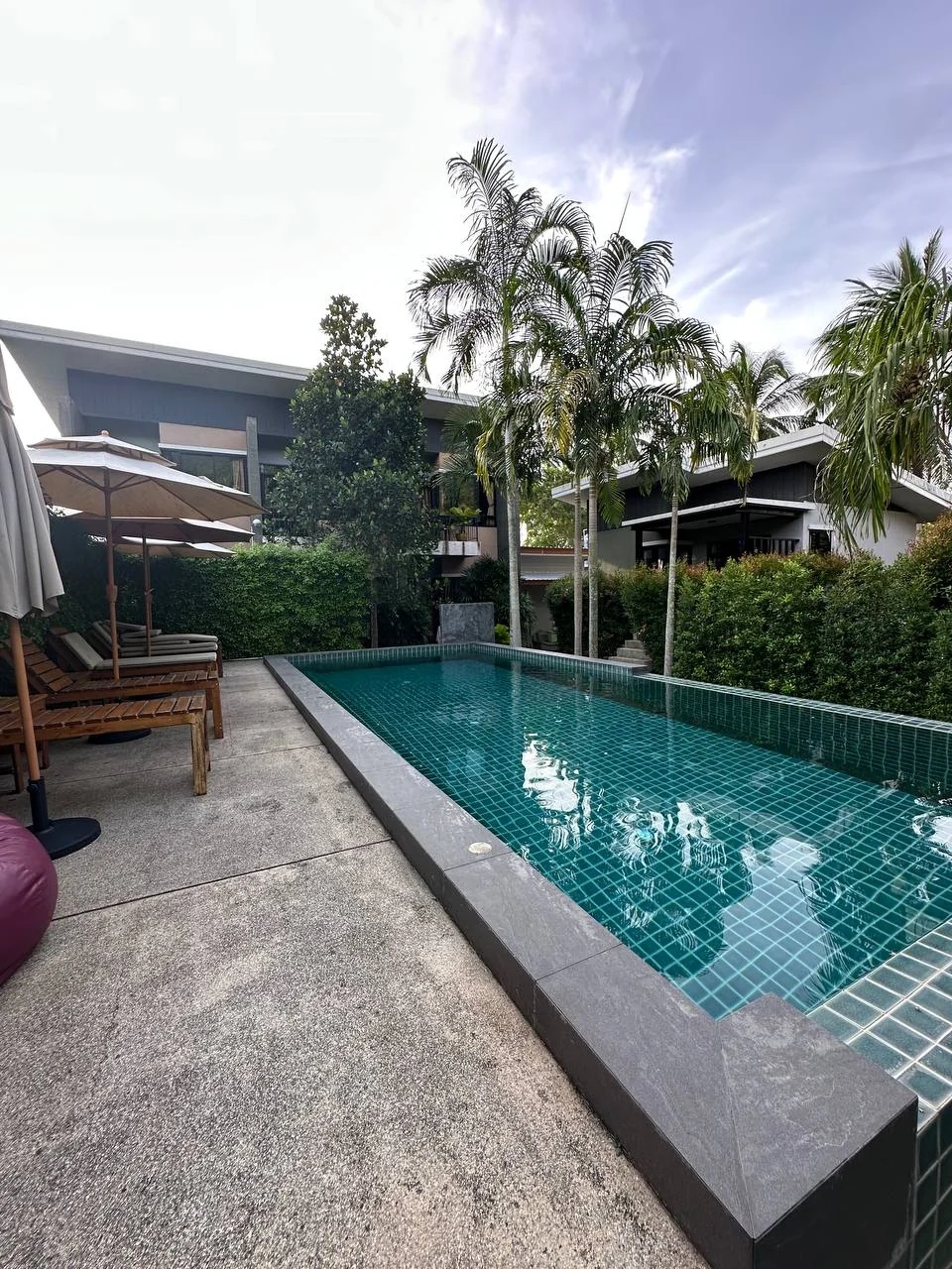 Gelände & Pool