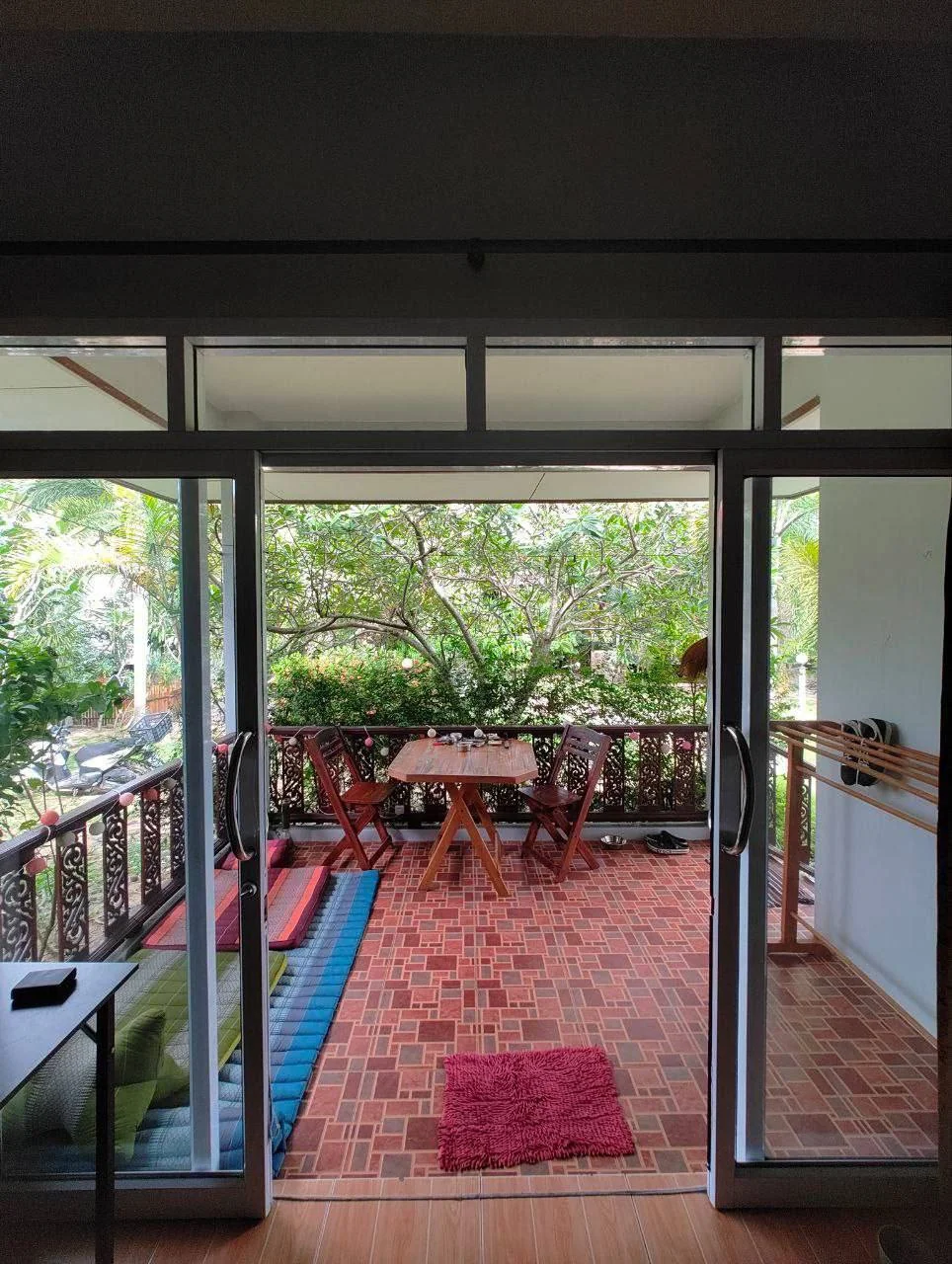Grounds & pool