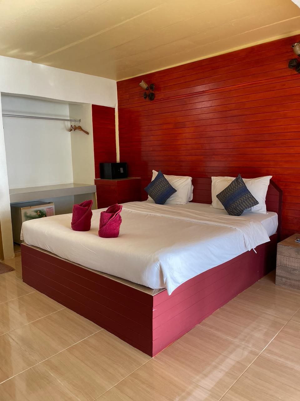 🏡 Apartment with panoramic windows