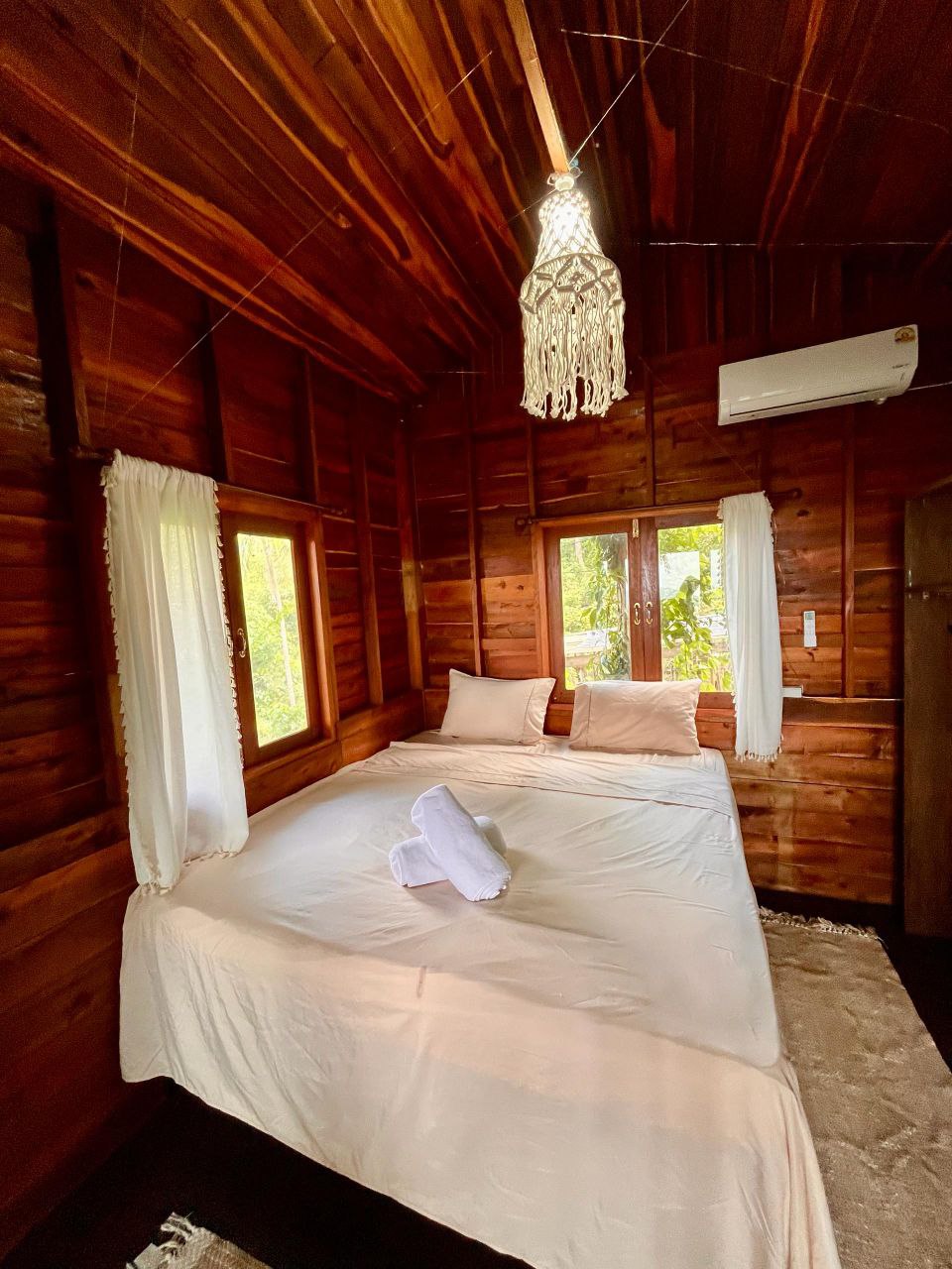 🏡 Unique 1BR House with a Large Terrace