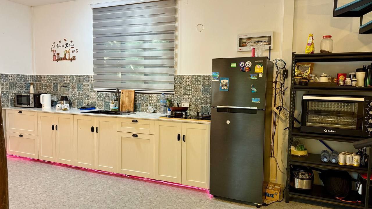 🏡 Cozy 2BR beachfront house (first line)