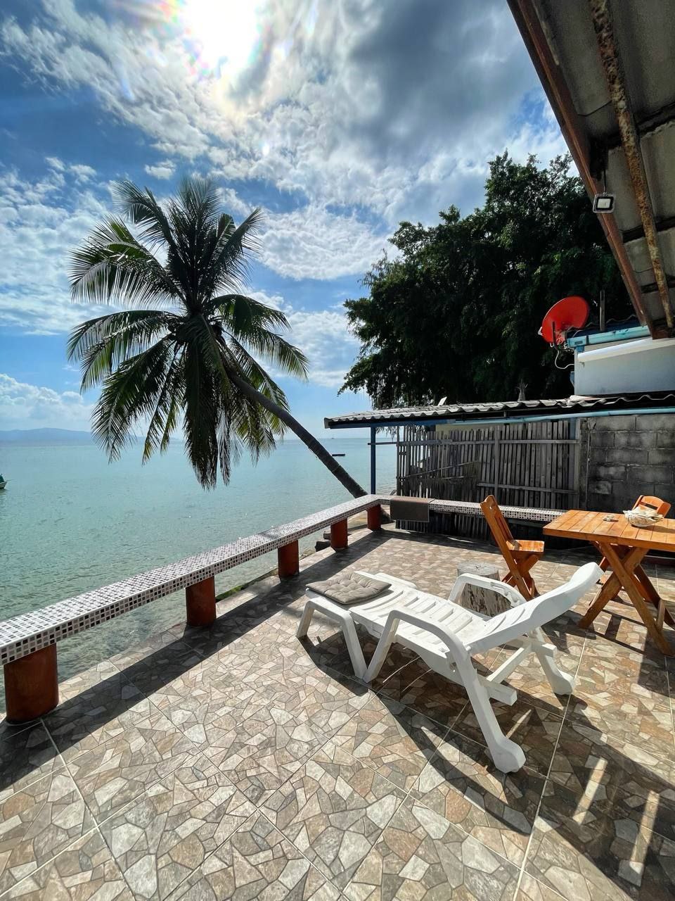 🏡 Seafront apartments with terrace