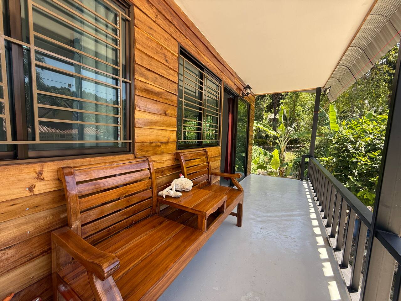 🏡 Studio with a view