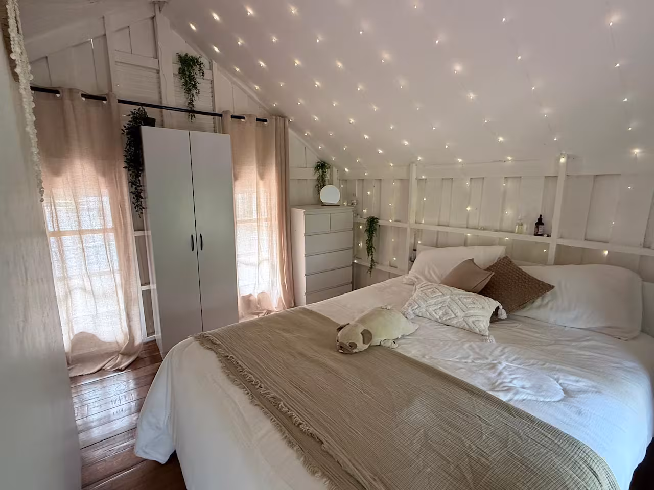 🏡 Stylish 2BR House