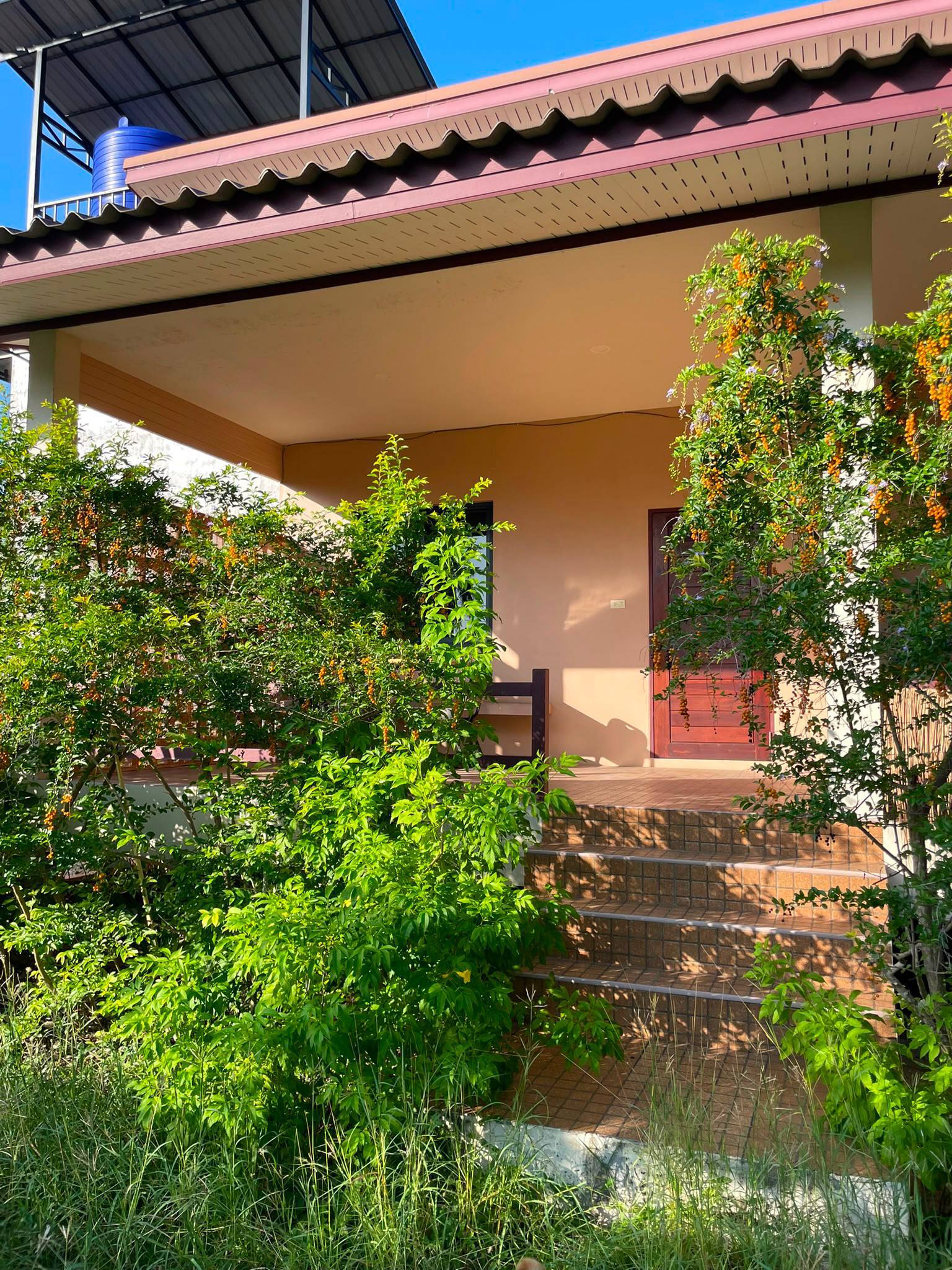 Peaceful 1BR Apartment Surrounded by Greenery 🌿